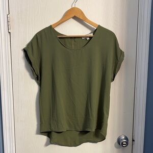 Olive & Oak Casual Olive Green Blouse